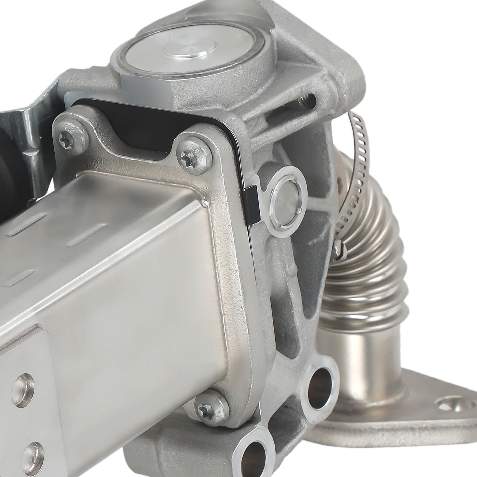 EGR Cooler For Nissan NP300 Navara Pathfinder Cabstar 2.5 DCI 2005-20 147355X00A