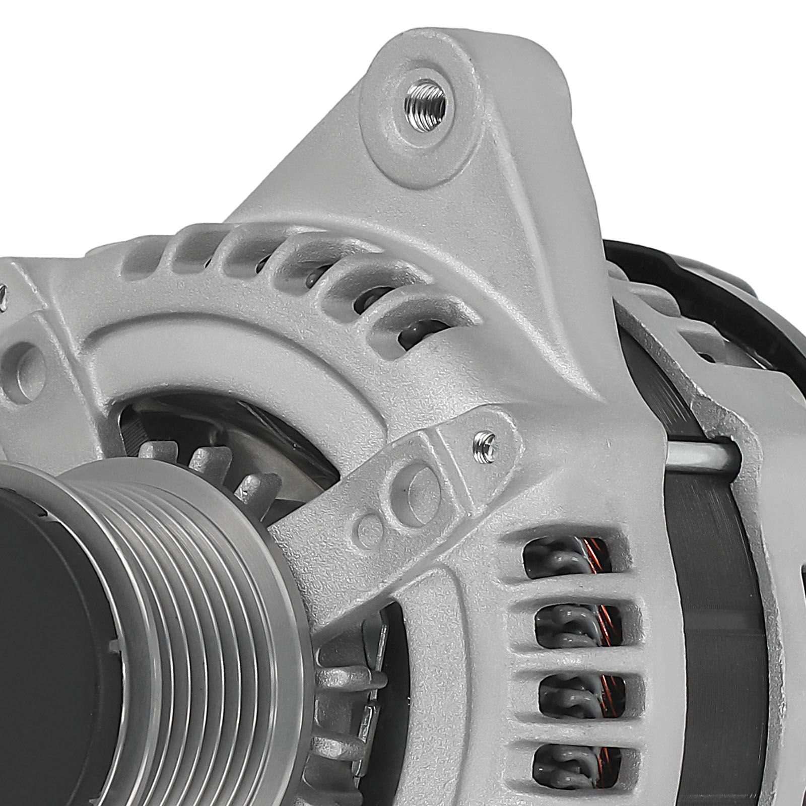 Alternateur for Toyota Hilux D4D 3.0L Diesel 1KD-FTV KUN16R KUN26R KZN156 05-15